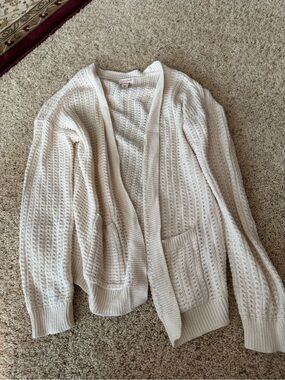 Girls knitted cardigan 💛